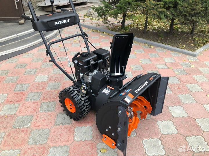 Patriot 750 PRO Снегоуборщик Витрина