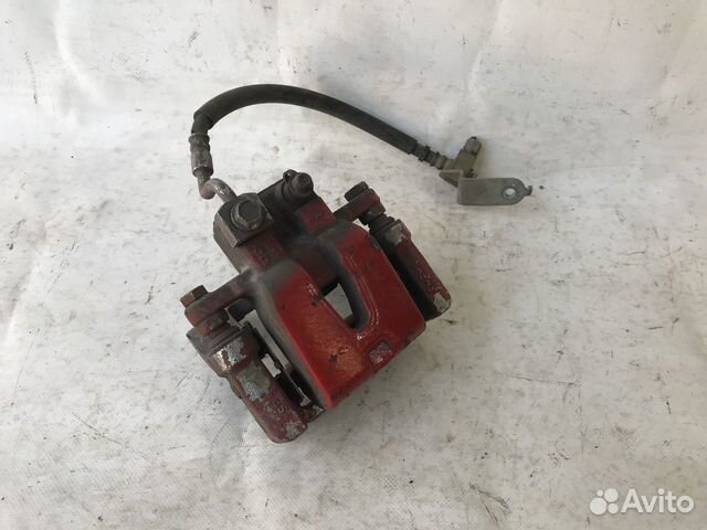 Суппорт задний левый Dodge Challenger 09-22