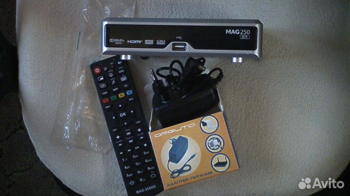 Интерактивная приставка MAG250 mini iptv SetTopBox