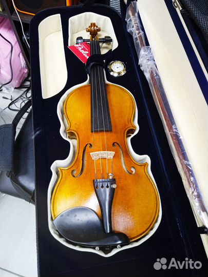 Скрипка 3/4 в комплекте Hans Klein HKV-210AN