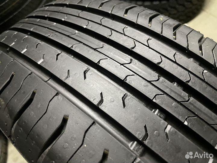 Continental ContiEcoContact 5 215/60 R17 96H