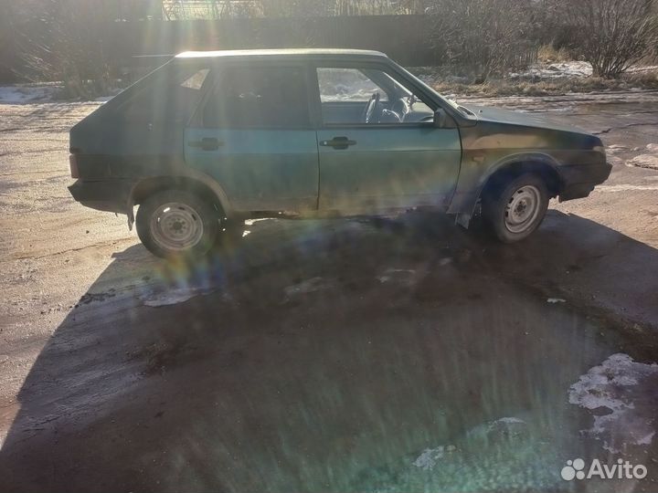 ВАЗ 2109 1.5 МТ, 2004, 200 000 км