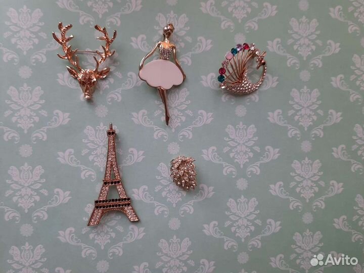 Серьги, кулоны, броши