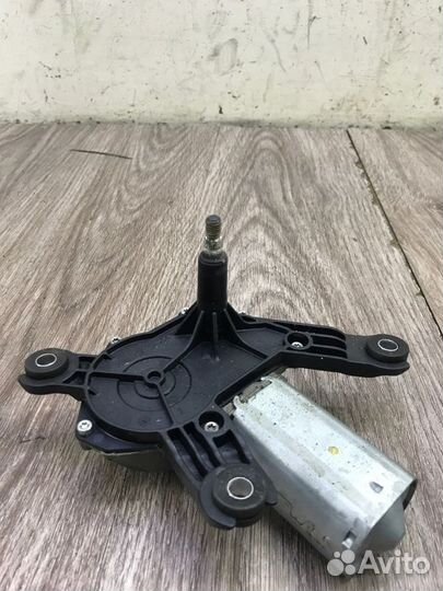 Мотор дворников задний Opel Vectra C хетчбэк 5-ти