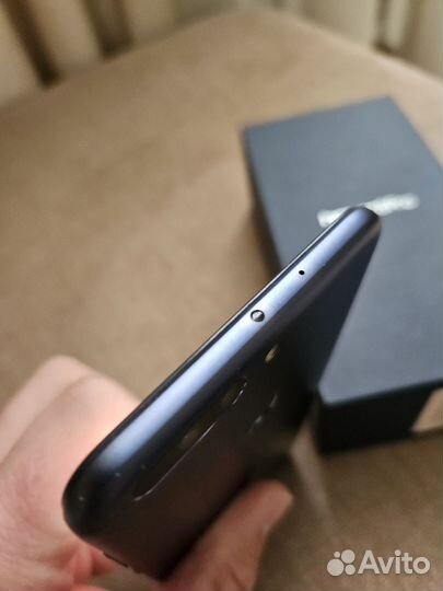 HONOR 8 Pro, 6/64 ГБ