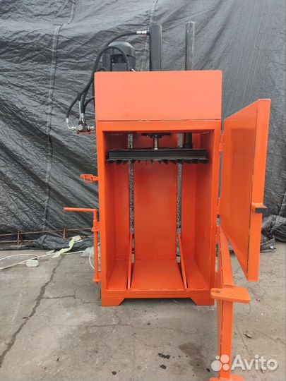 Пресс гидравлический пм-8 для вторсырья
