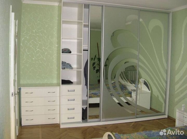 Шкаф стенка