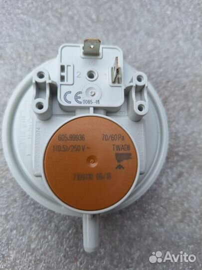 Пневмореле Huba Control 70/60 для baxi