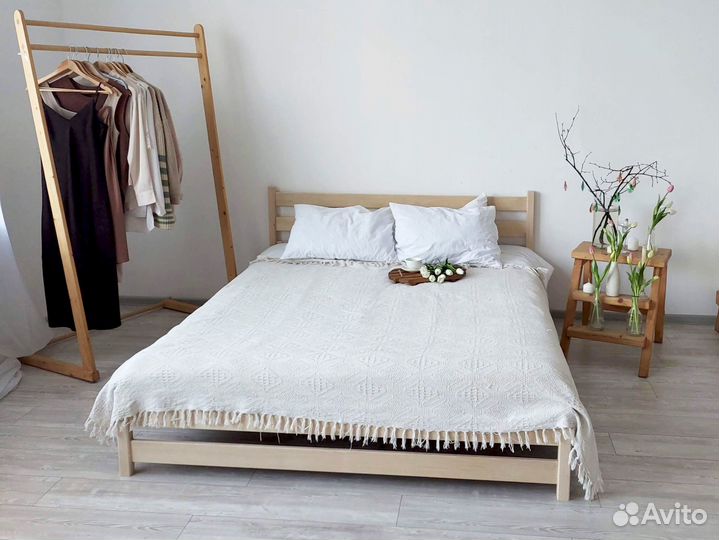 Кровать двуспальная