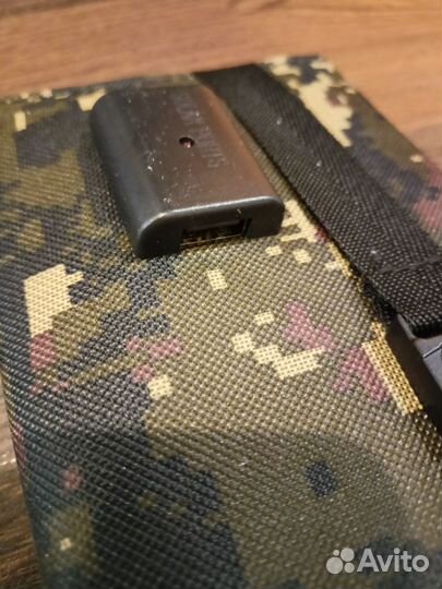 USB-зарядное устройство на солнечной батарее