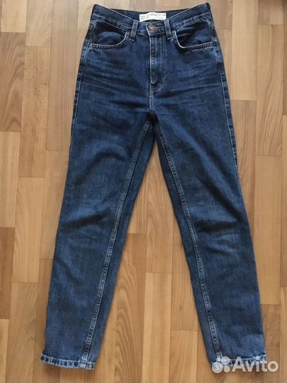 Джинсы мом