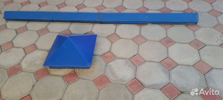 Колпаки на забор