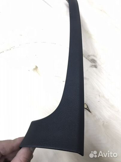 Обшивка задней арки Passat B7