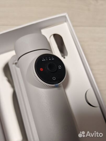 Insta360 Flow, стабилизатор для смартфона, гимбал