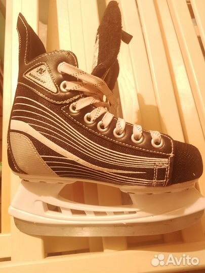 Коньки хоккейные детские 33 размер