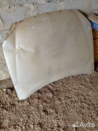 Капот приора