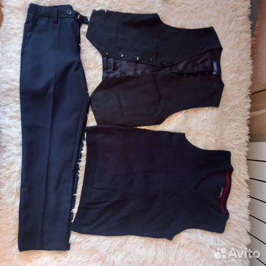 Жилетки, брюки,рубашки на 134