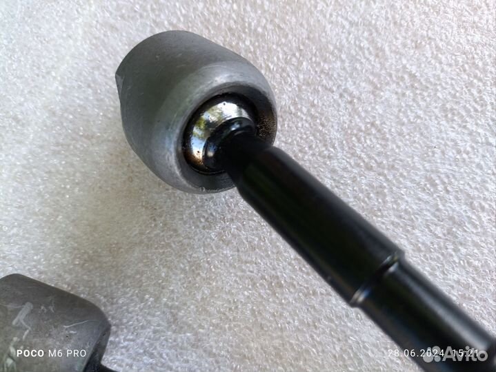 Тяга рулевая Mitsubishi Grandis Chariot