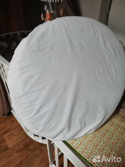 Круглый матрас (в круглую кроватку)