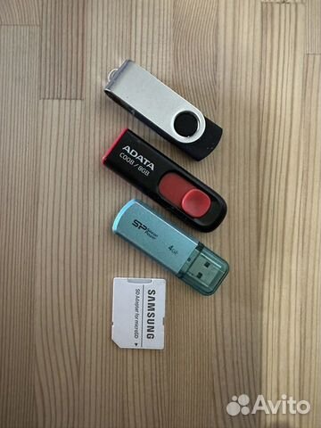 Набор USB флешки/SD карты