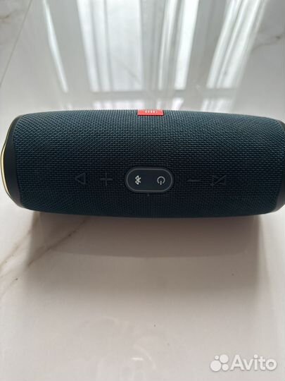 Колонка JBL charge 4