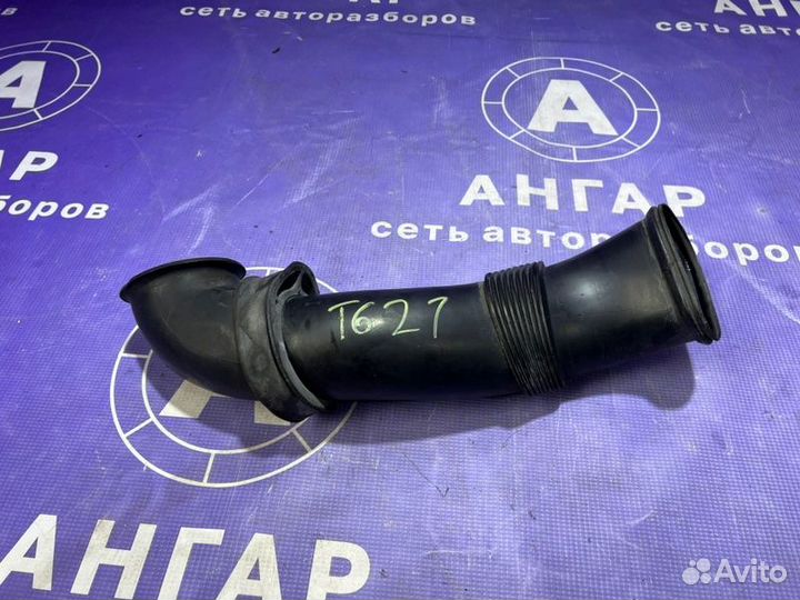 Воздушный патрубок Volkswagen Touareg 7L GP BPE