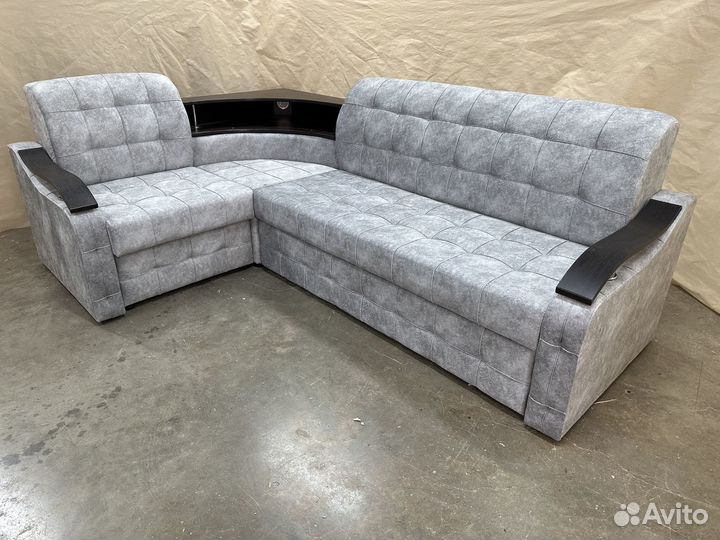 Диван угловой новый
