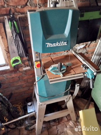 Ленточная пила по дереву новая