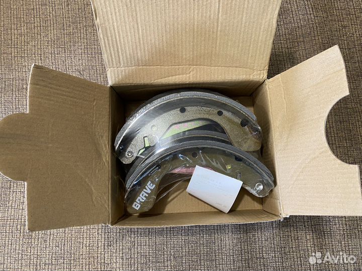 Комплект новых задних тормозных колодок daewoo