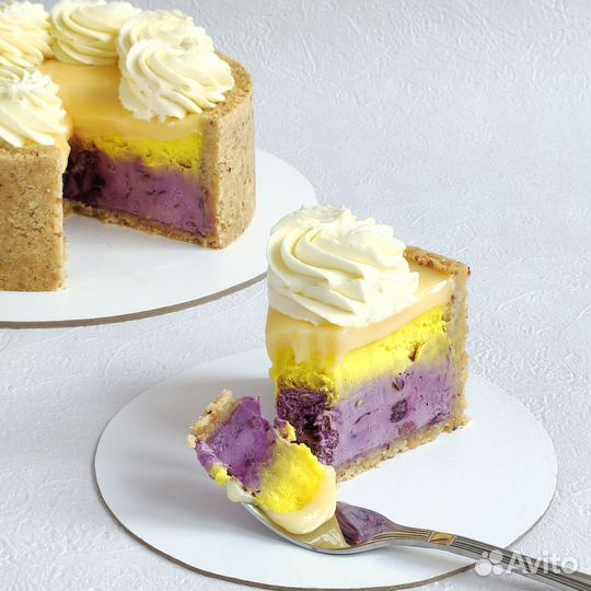 Торт Чизкейк Голубика-лимон в подарок на заказ