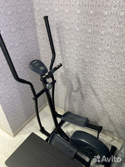 Эллиптический тренажер torneo