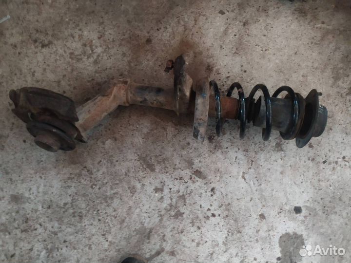 Стойка в сборе передняя правая Daewoo Nexia седан