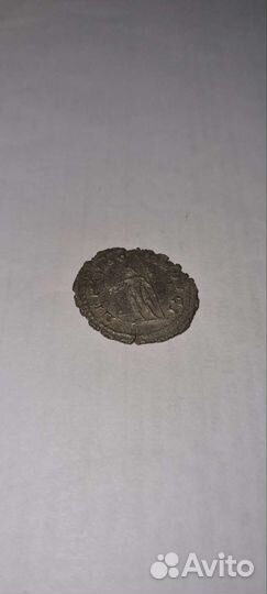 Антониан Постум