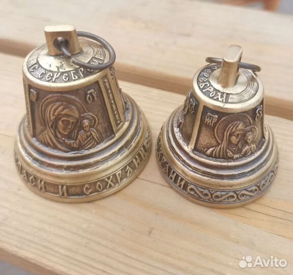 Колокольчик бронзовый