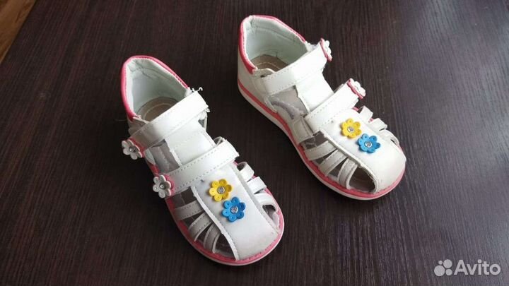 Босоножки для девочки
