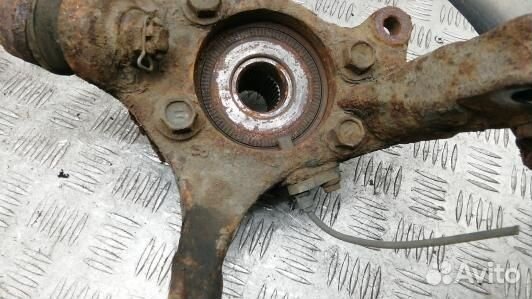 Ступица передняя правая toyota RAV 4 ZSA3 (DEA06N9