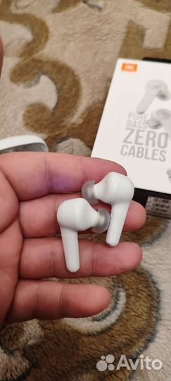 Без проводные наушники JBL tune215tws