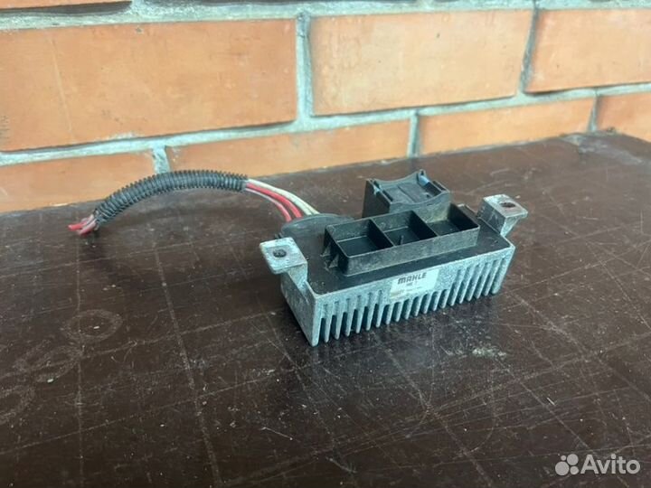 Реле свечей накала Nissan Juke 1