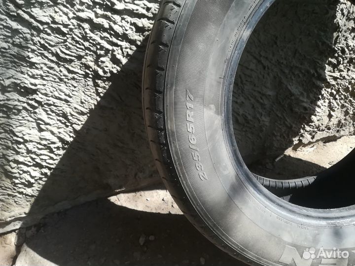 Nexen N8000 235/65 R17