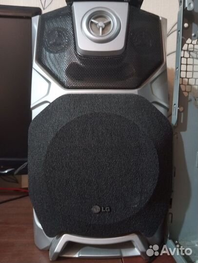 Колонки от музыкального центра lg пара