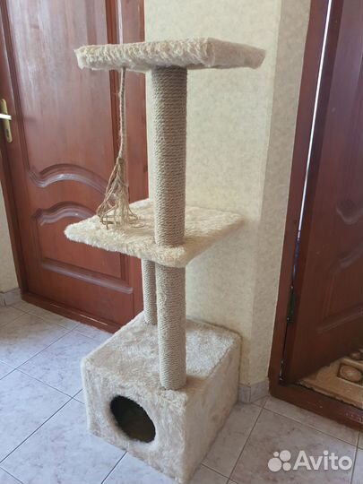 Домик для кошки с когтеточкой