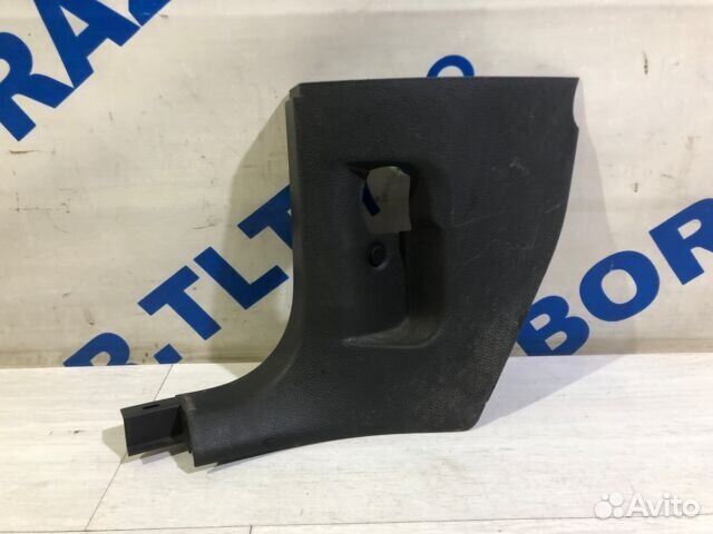 Обшивка порога уголок перед лев volkswagen golf 6