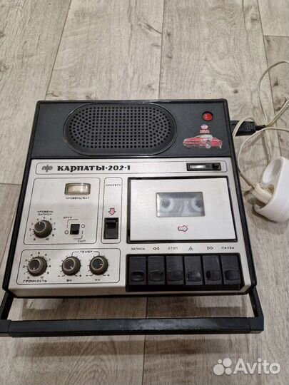 Кассетный магнитофон Карпаты 202