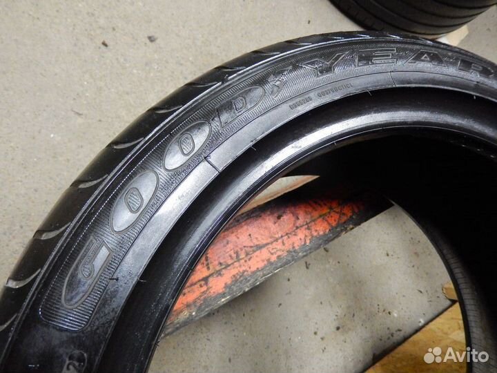 Goodyear EfficientGrip 225/45 R18