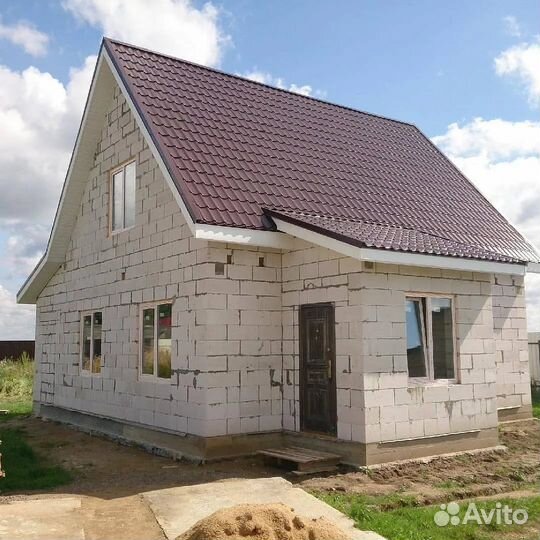 Бригада строителей