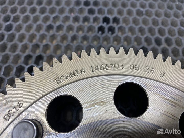 1466704 Шестерня коленвала