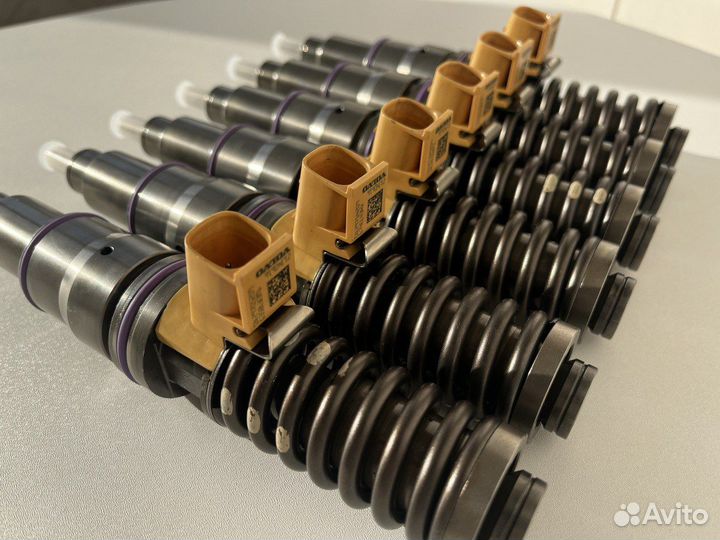 Форсунки Volvo d12d 21340614