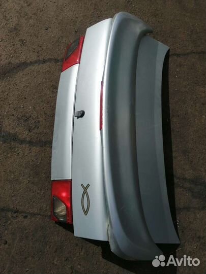 Крышка багажника на Ваз 2110