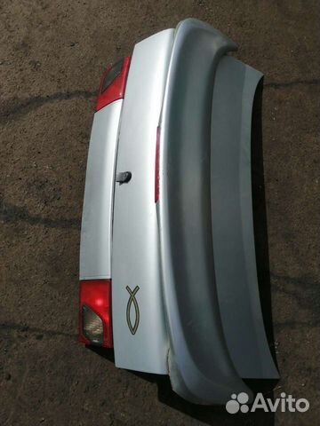 Крышка багажника на Ваз 2110