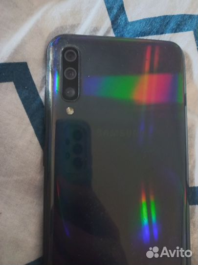 Samsung Galaxy A50, 4/64 ГБ